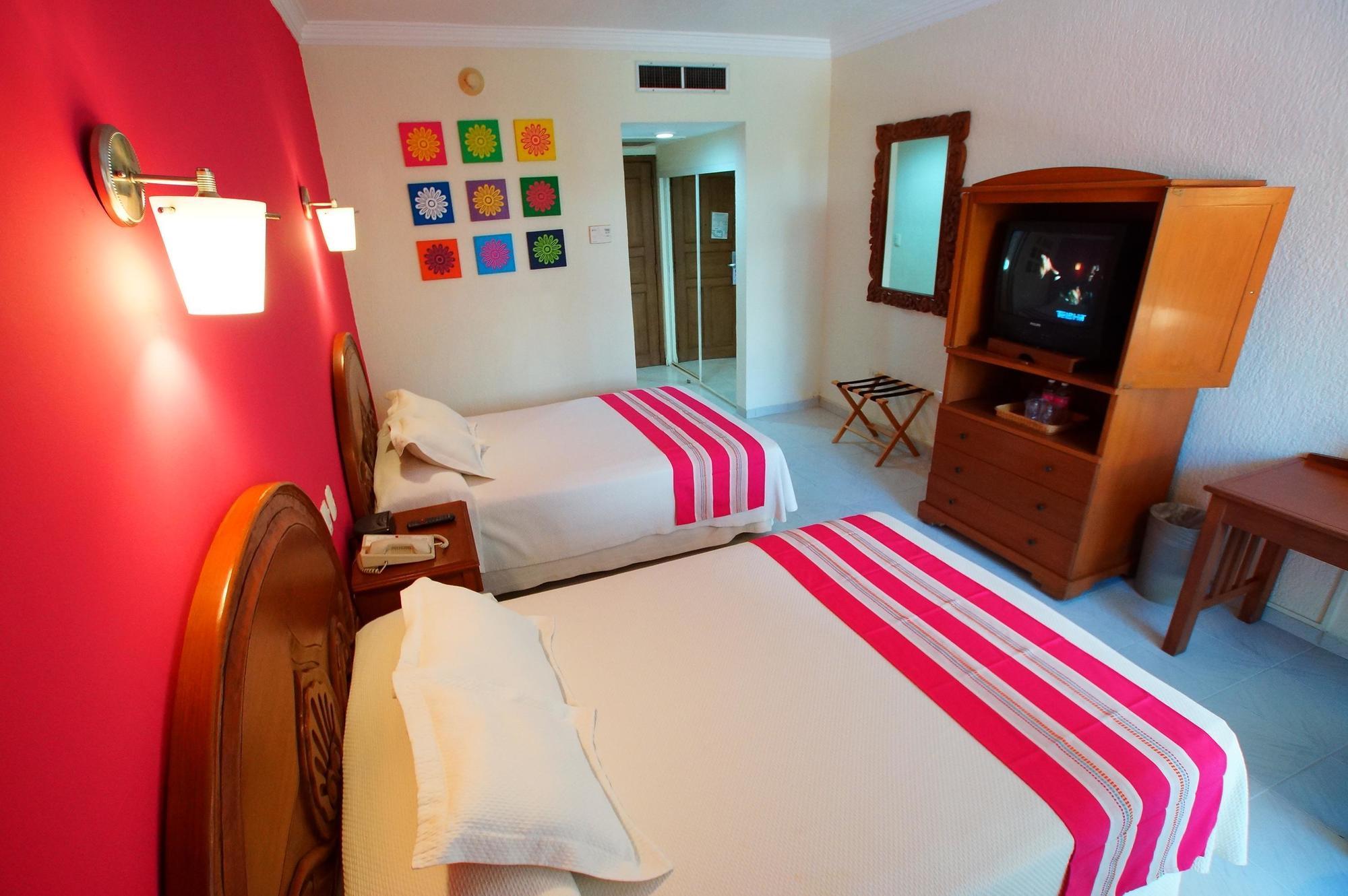Hotel Margaritas 칸쿤 외부 사진
